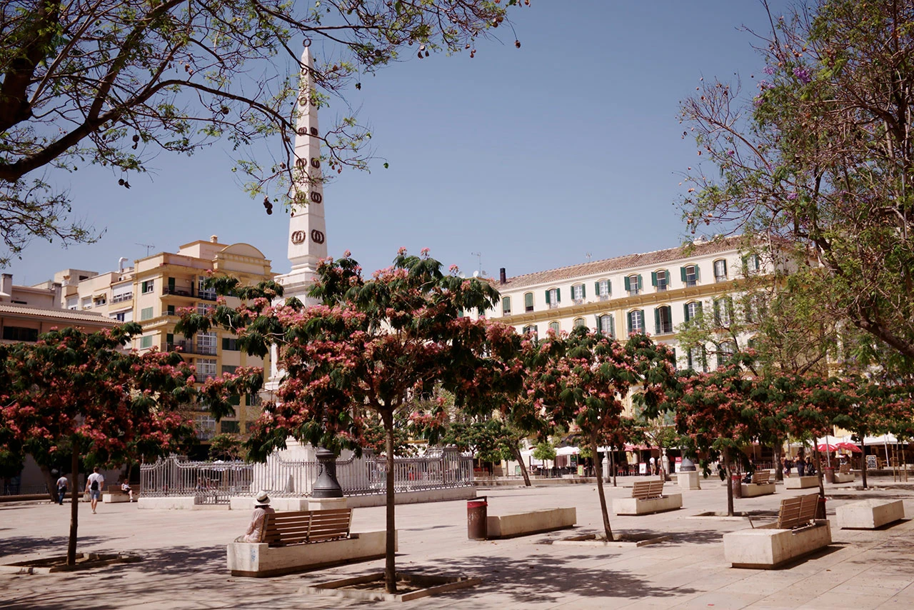 Plaza_de_la_Merced-b.jpg
