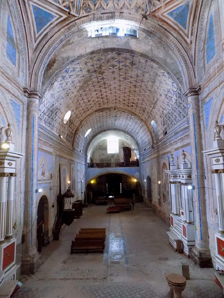 nave-coro-b.jpg