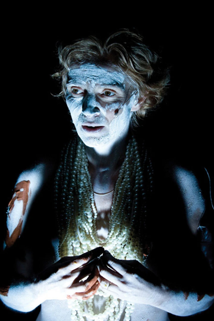 Ismene-b.jpg