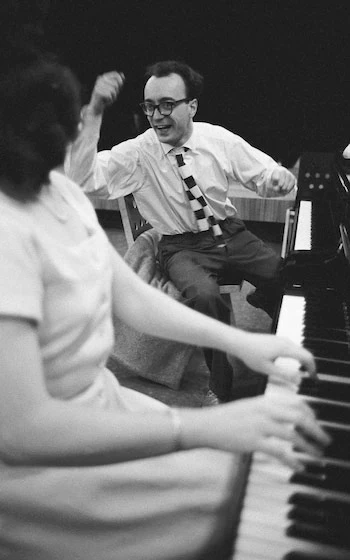 AlfredBrendel-fotoFranzHubmann-1960-b
