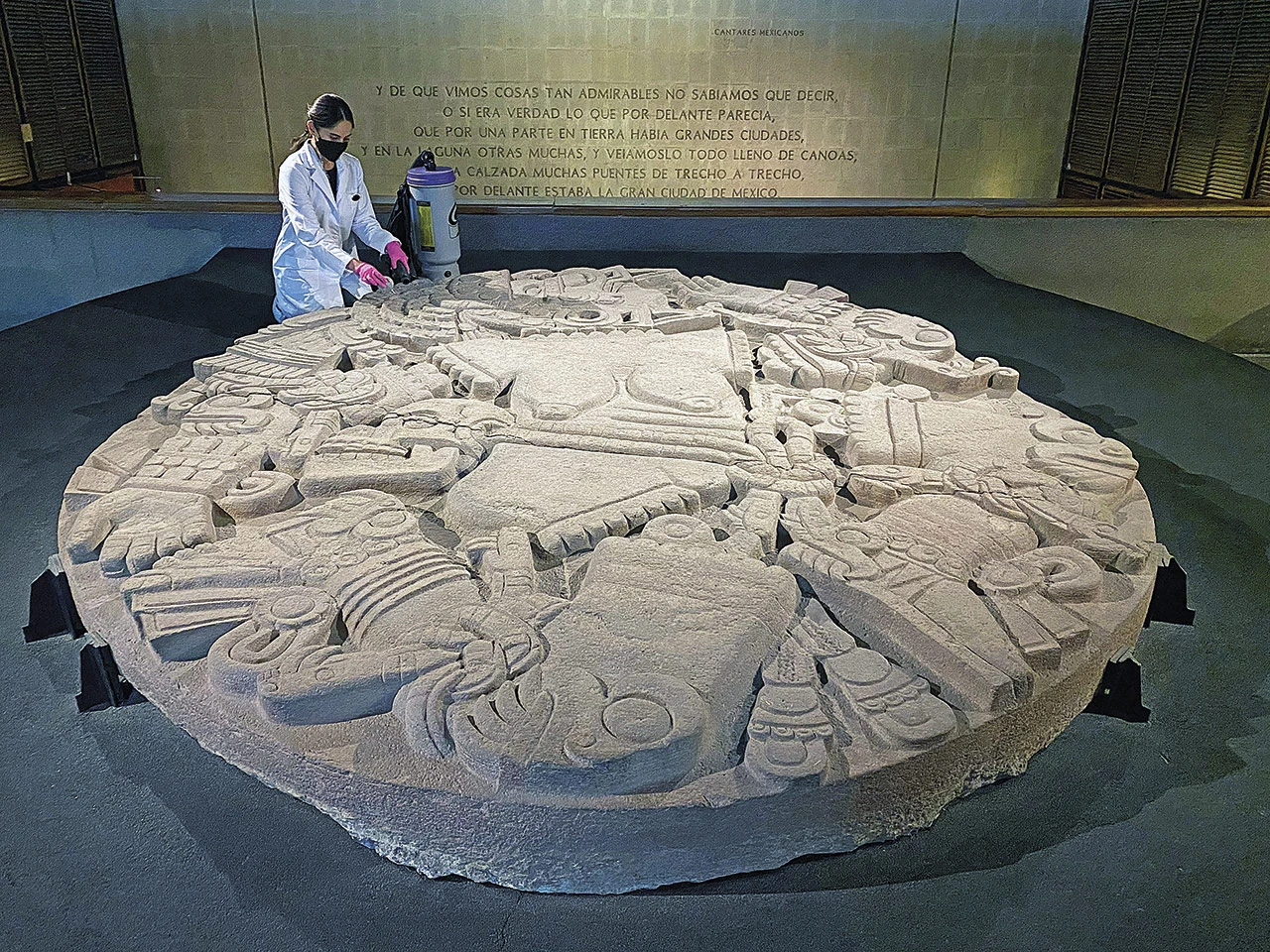 Coyolxauhqui-conservacion-b.jpg