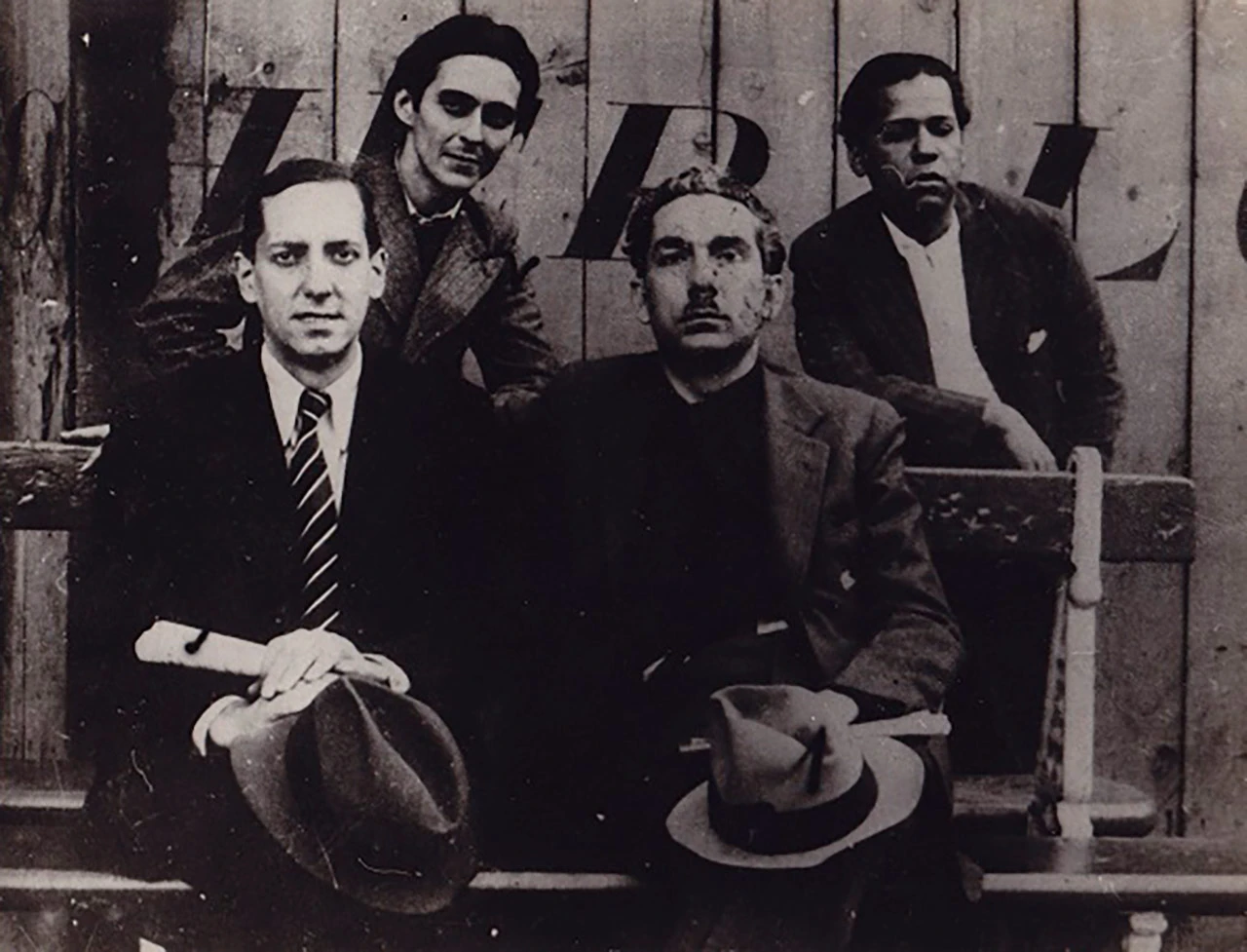 AlejoCarpentier-b.jpg
