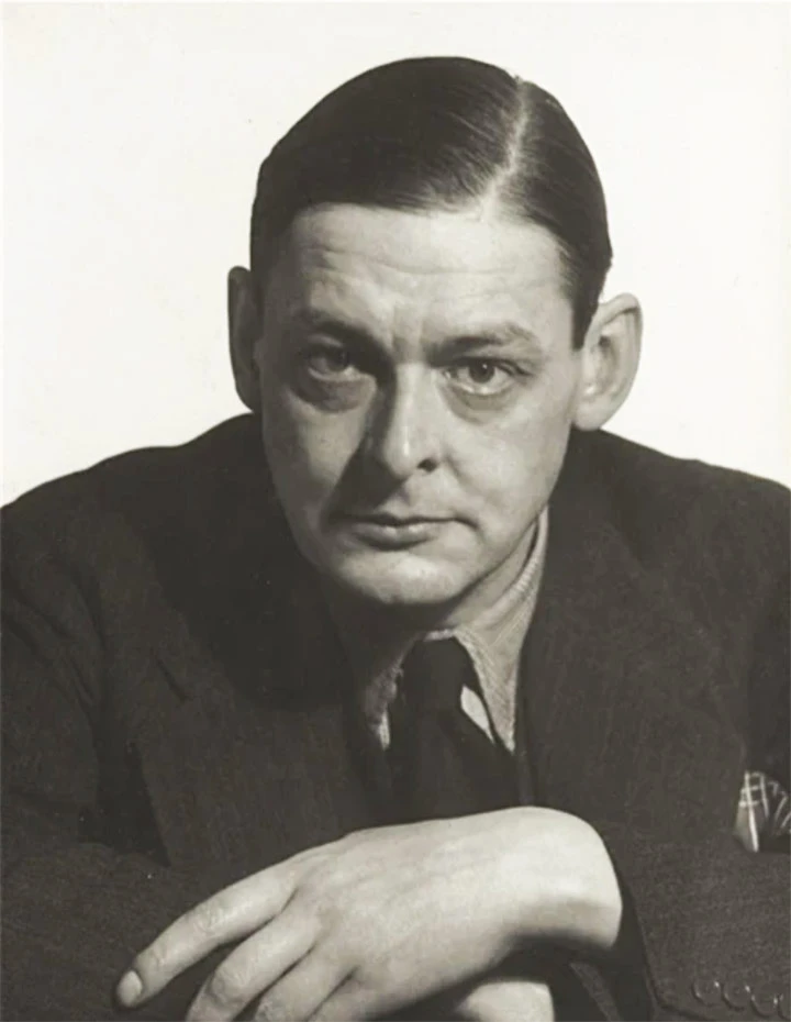 TS_Eliot-fotoManRay-1935-b.jpg