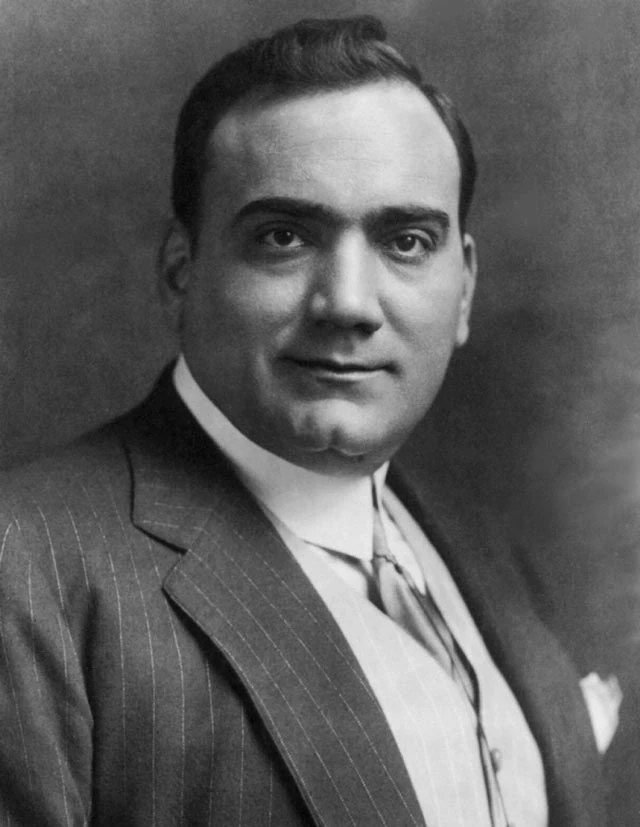 Se-cumplen-100-años-de-la-muerte-del-tenor-Enrico-Caruso,-para-muchos-el-más-grande-de-todos-los-tiempos.-LW.jpg